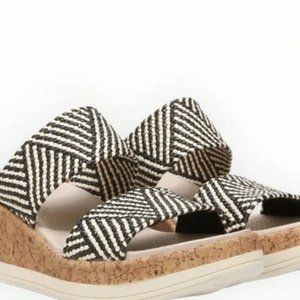 Bzees Resort Wedge Slide Sandal Size 9W